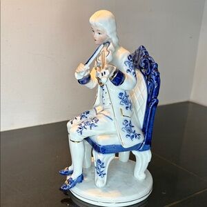 Victorian Blue White Gold Trim 7.8”H Violinist Figurine